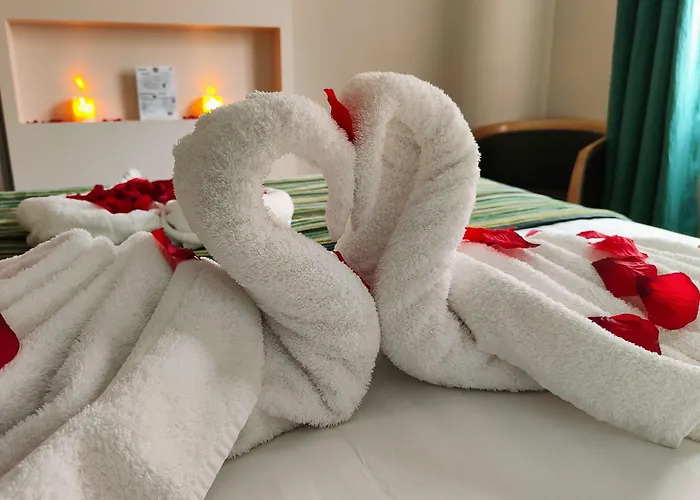 Hotel Montbriand Antony - Ancien Alixia