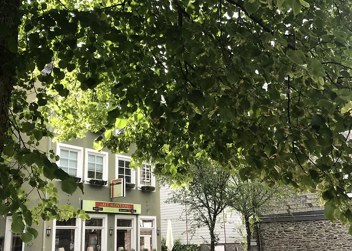 Hotel Alt Montjoie