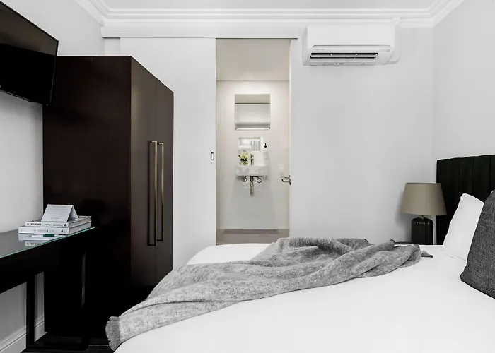 Hotel Challis Potts Point