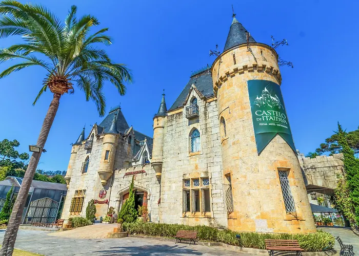 Castelo De Itaipava - Hotel, Eventos E Gastronomia