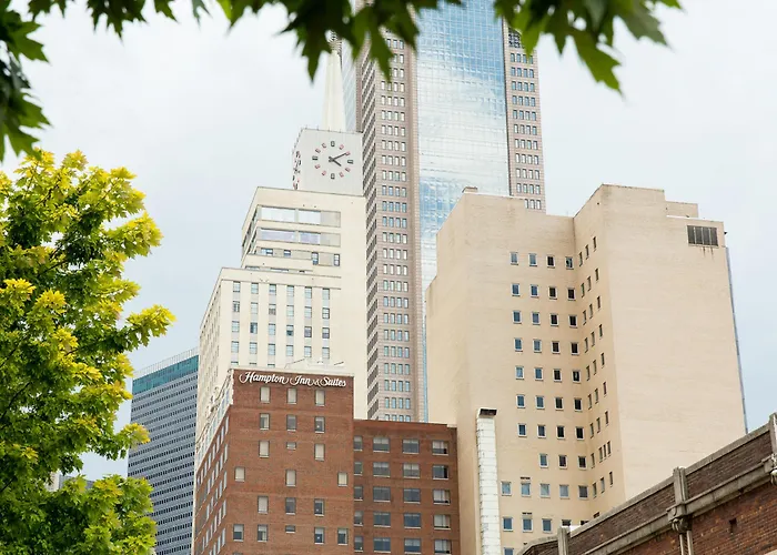Hampton Inn & Suites Dallas Downtown