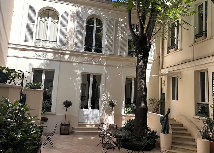 Hotel Des Bains Parijs