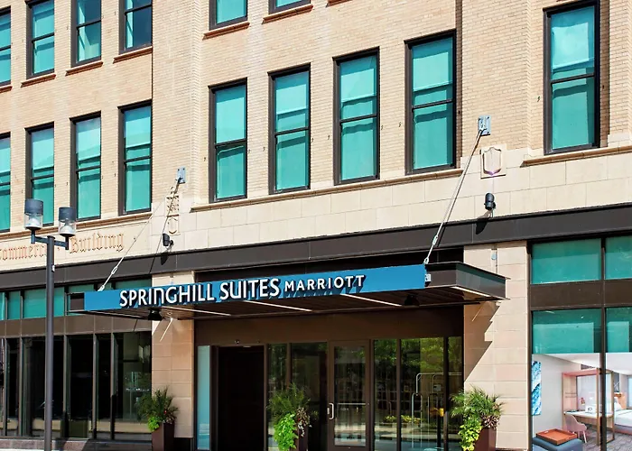 Springhill Suites By Marriott Milwaukee Downtown