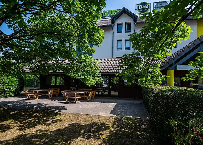 B&B Hotel Chambery La Cassine