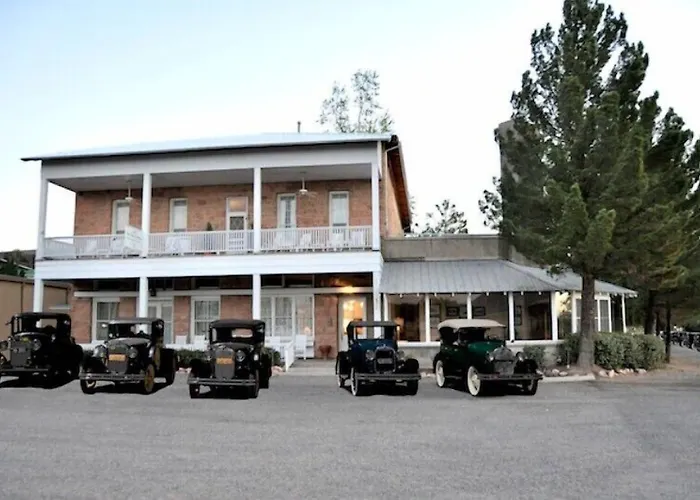 The Hotel Limpia Fort Davis