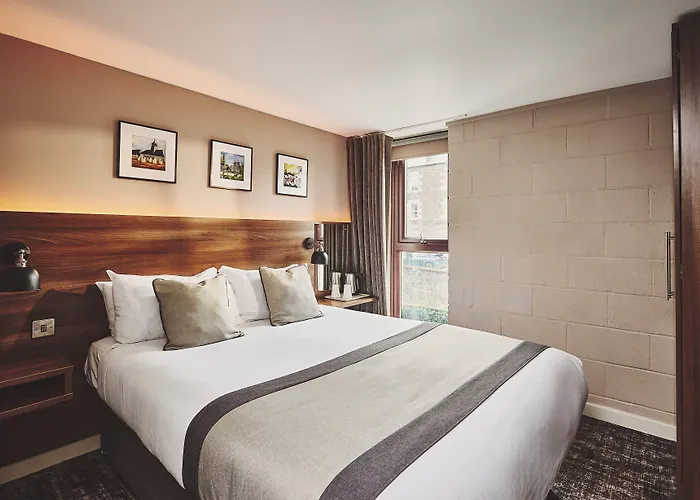 The Ranald Hotel