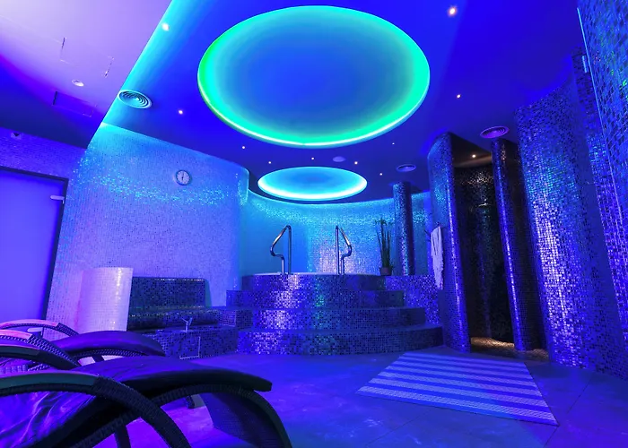 Hotel Astone Conference & Spa