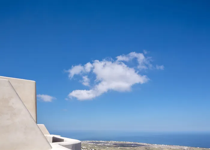 Skyfall Suites - Adults Only
