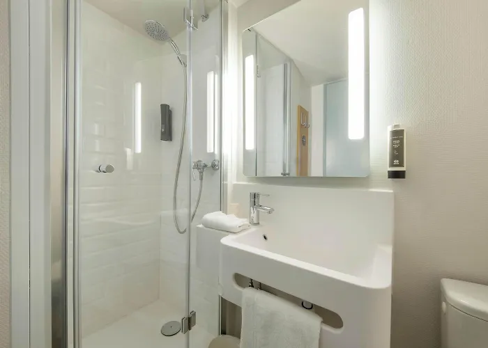 B&B HOTEL La Rochelle Angoulins