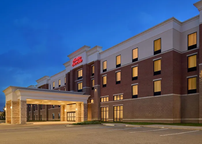 Hampton Inn & Suites Detroit/Troy