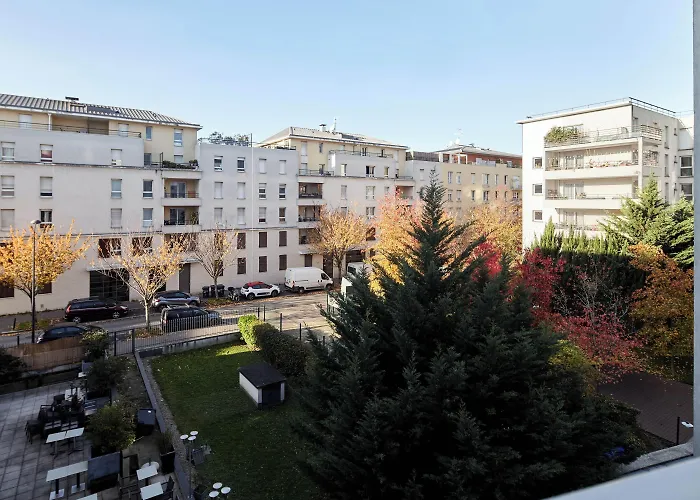B&B Hotel Paris Saint-Denis Pleyel