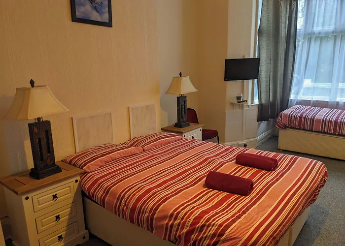 Altavia Hotel