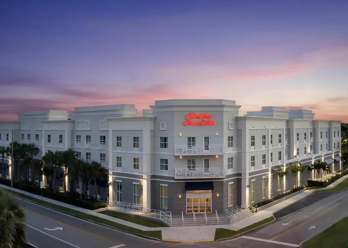 Hampton Inn And Suites By Hilton Vero Beach-Downtown