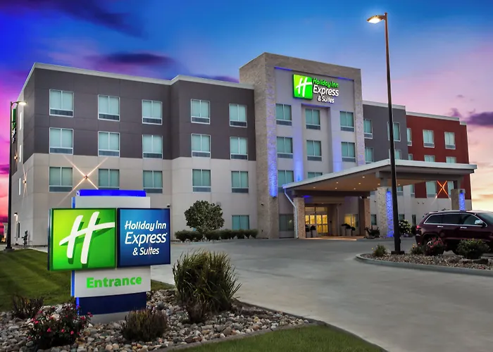 Holiday Inn Express & Suites Litchfield By Ihg