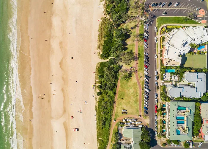 Bayview Beachfront Apartments, In Town Right On The Beach
