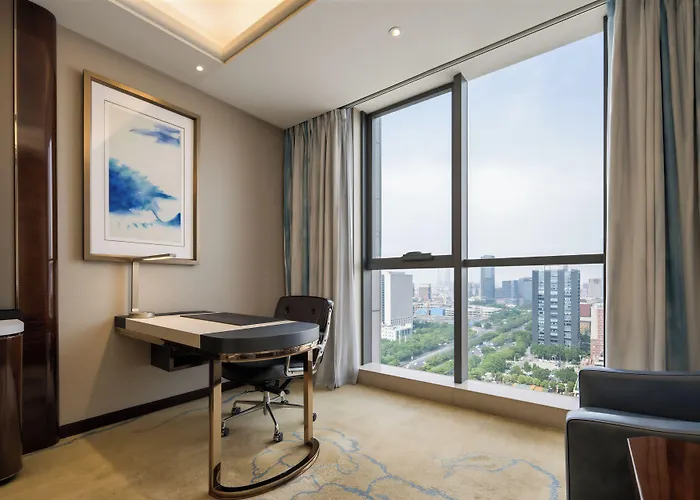 Sheraton Grand Zhengzhou Hotel