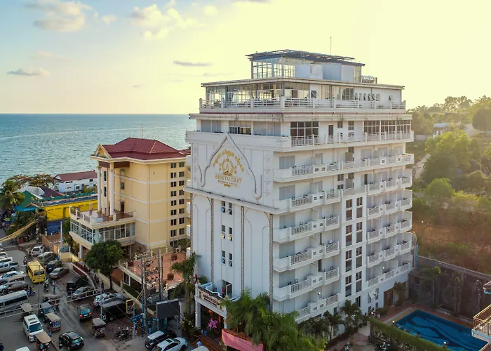 Aristocrat Residence & Hotel