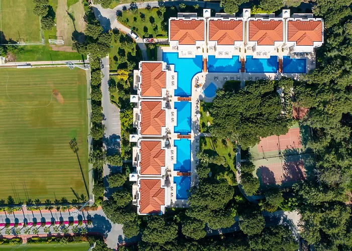 Bellis Deluxe Hotel & Heated For Winter Aqua Park Belek