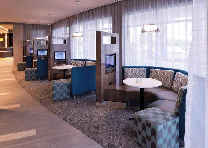 Courtyard By Marriott Saskatoon Airport