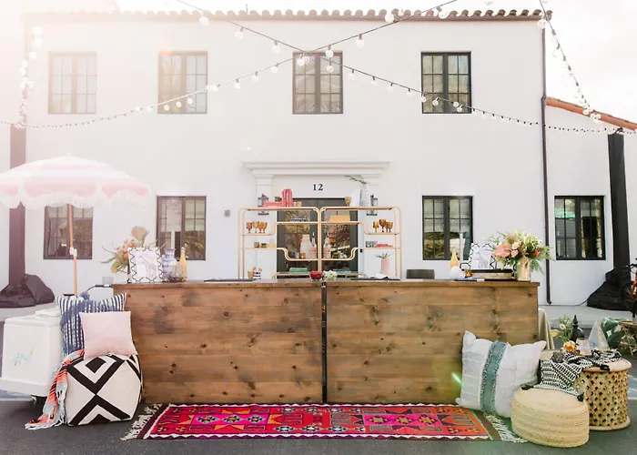 Moxy Santa Barbara