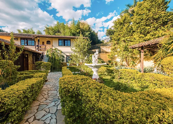 Hotel Serra Everest