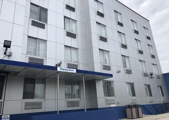 Days Inn By Wyndham Brooklyn Borough Park