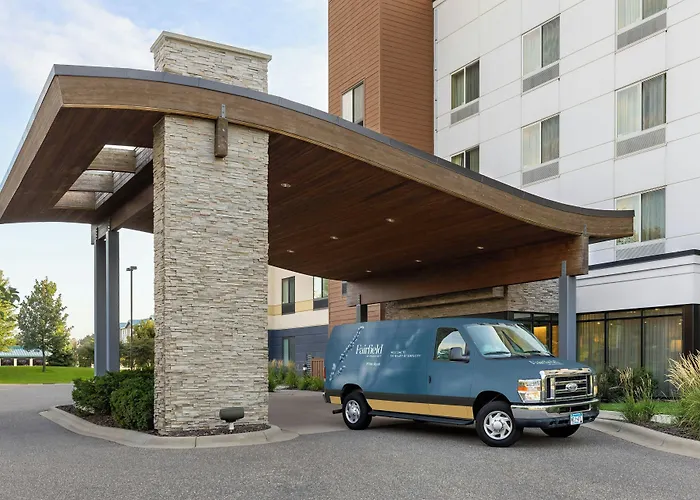 Fairfield Inn & Suites By Marriott St. Paul Northeast