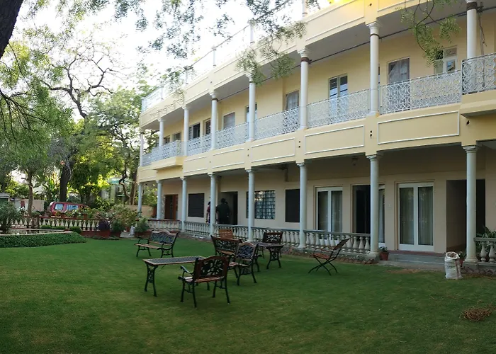 Hotel Jai Niwas