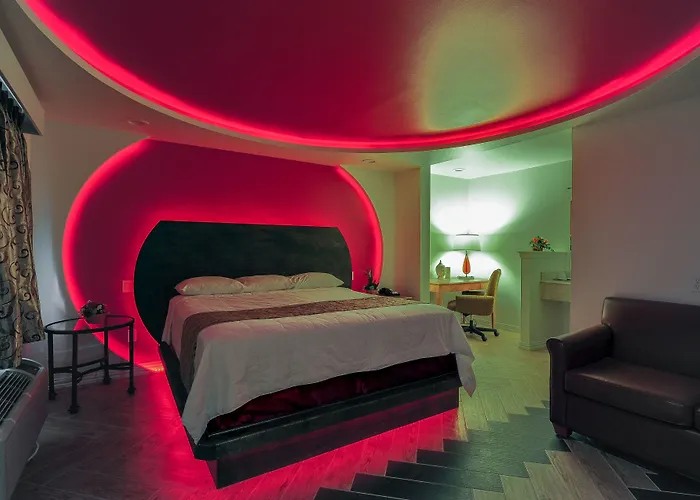Romantic Inn & Suites