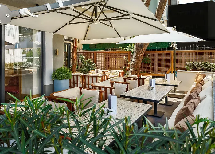 Sherwood Premio Hotel