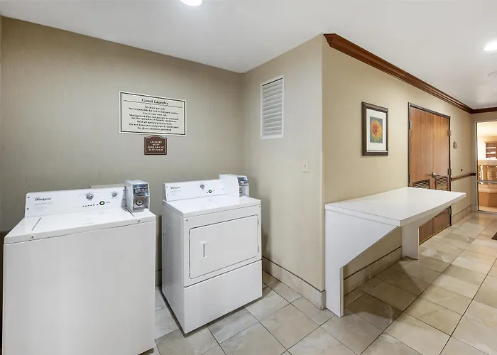 Best Western Plus Atrium Inn