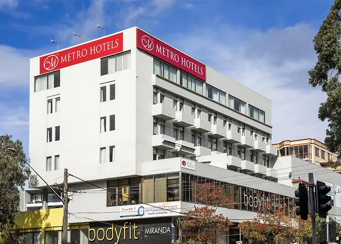Metro Hotel Miranda