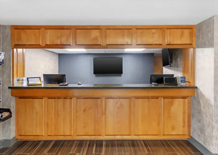 Best Western University Inn