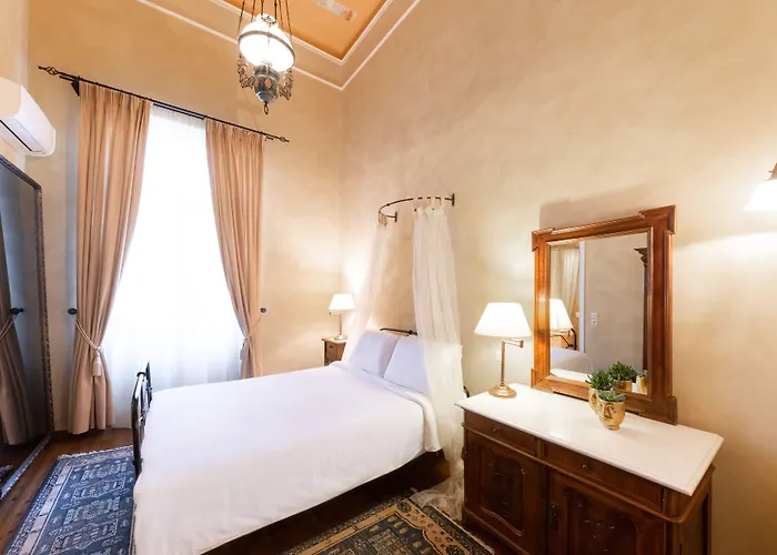 Nafsimedon Hotel