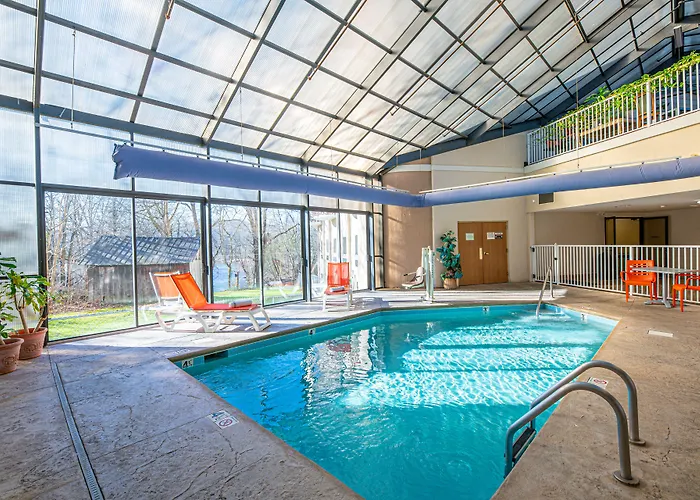 River Bend Inn - Pigeon Forge