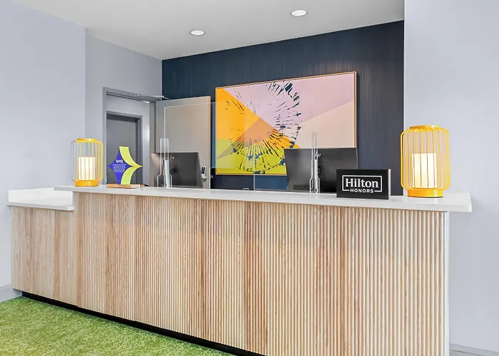 Spark By Hilton Victoria