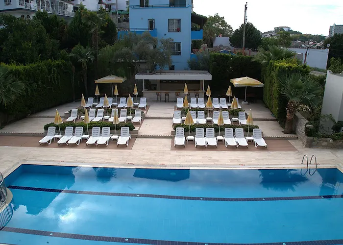 Happy Apart Hotel Kuşadası