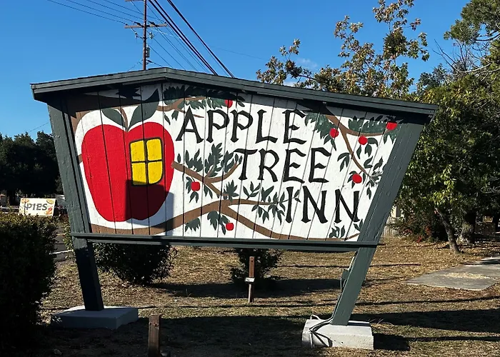 Apple Tree Inn Julian