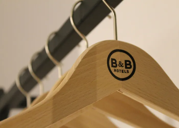 B&B HOTEL Saint-Etienne Monthieu