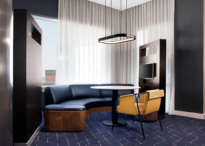 Courtyard By Marriott Galveston Island