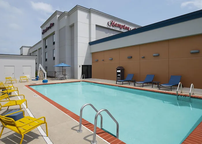 Hampton Inn Magnolia
