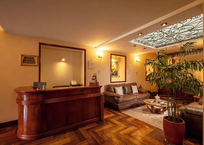 Katari Plaza Cusco El Virrey Hotel