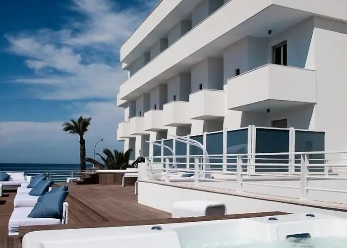 Hotel AH Club Isola di Pazze Ugento Torre San Giovanni Ugento