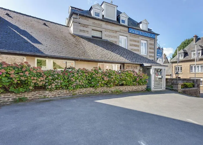 Brit Hotel Le Cygne