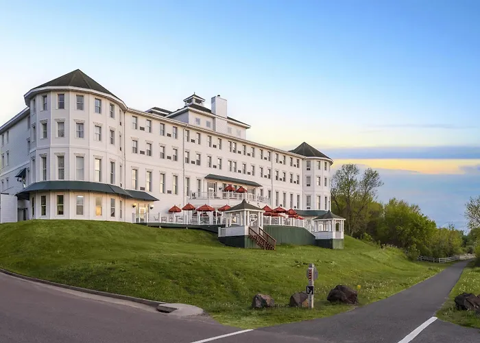 Hotel Chequamegon, BW Signature Collection Ashland
