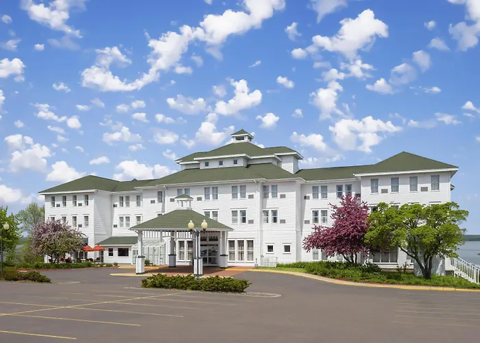 Hotel Chequamegon, BW Signature Collection Ashland