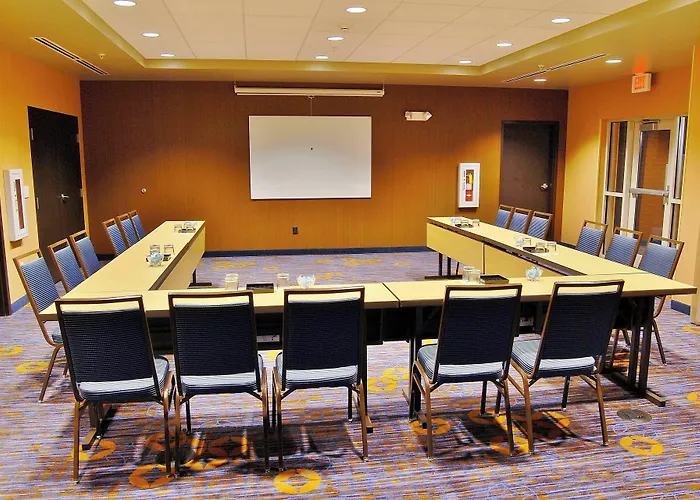 Courtyard By Marriott Columbus New Albany Hotel