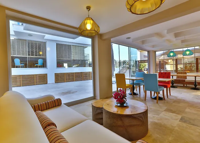 Saylam Suites