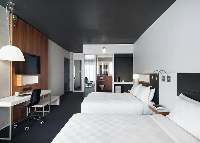 Alt Hotel Toronto Airport