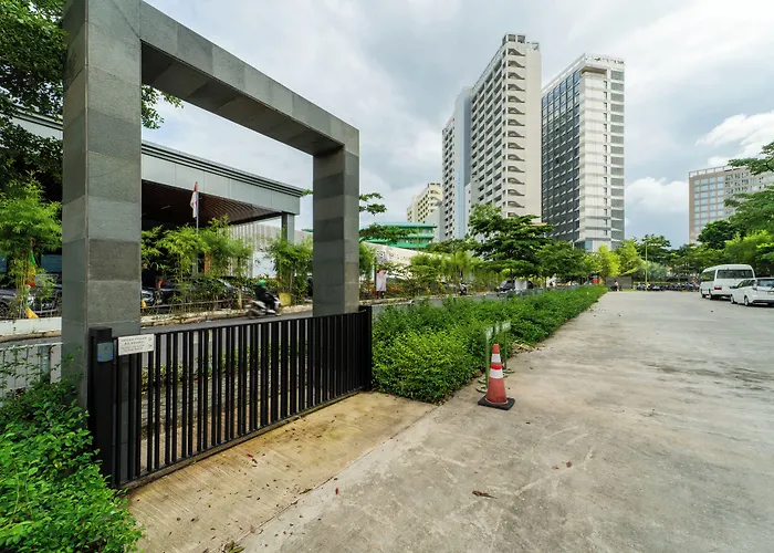I Hotel Batam